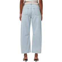 Load image into Gallery viewer, Miro