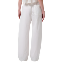 Load image into Gallery viewer, Aurora Pull