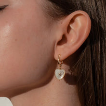 Load image into Gallery viewer, Isabel Mother Of Pearl Earring