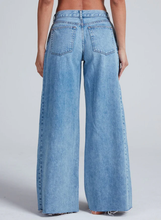 Load image into Gallery viewer, The Sloop Jean