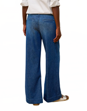 Load image into Gallery viewer, West Village The Italian Wide Leg Chino
