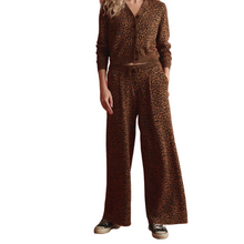 Load image into Gallery viewer, The Relaxed Trouser Pant
