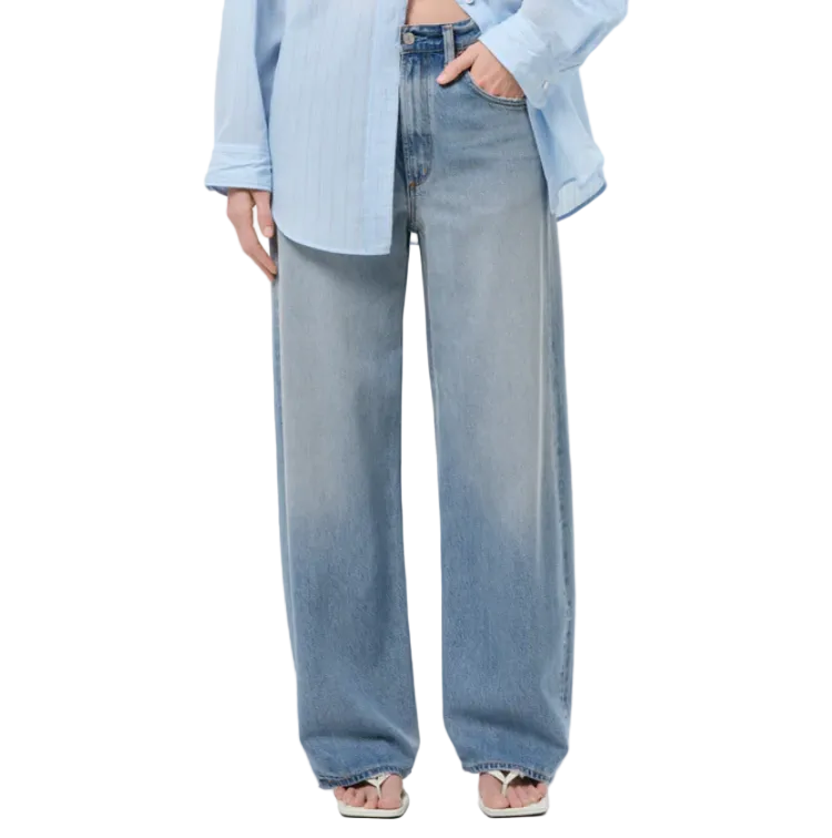 low curve jean