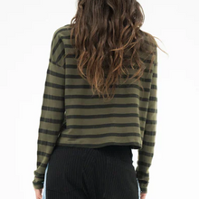 Load image into Gallery viewer, Crop Long Sleeve
