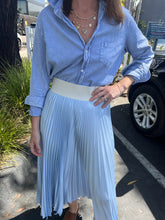 Load image into Gallery viewer, Classic Satin Skirt
