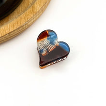 Load image into Gallery viewer, Mini Heart Claw Clip

