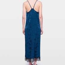 Load image into Gallery viewer, Respa Jac Horses Dress
