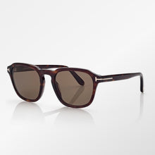 Load image into Gallery viewer, Tom Ford Avery Sunglasses
