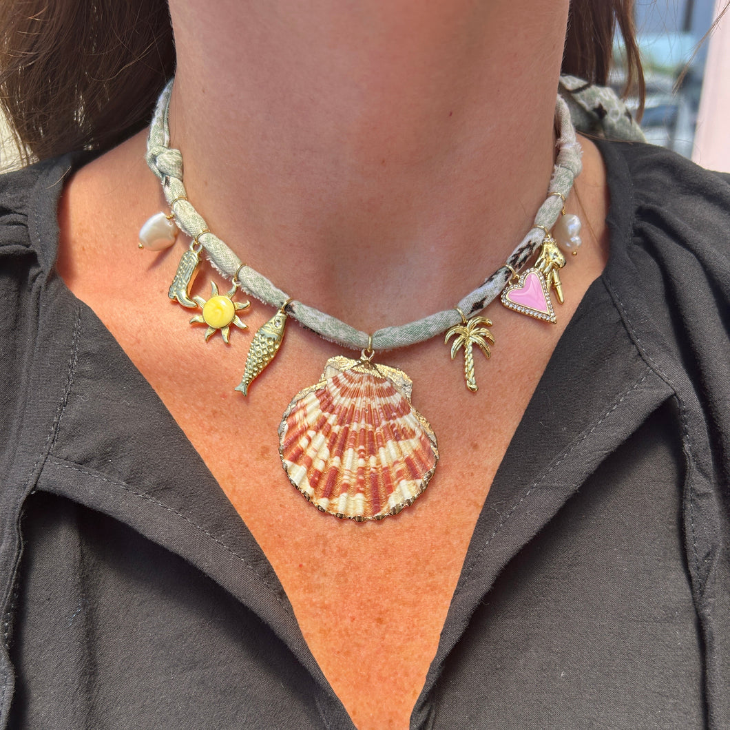 Green Shell Charm Bandana Necklace