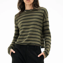 Load image into Gallery viewer, Crop Long Sleeve
