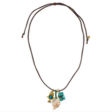 Load image into Gallery viewer, Necklace Vista
