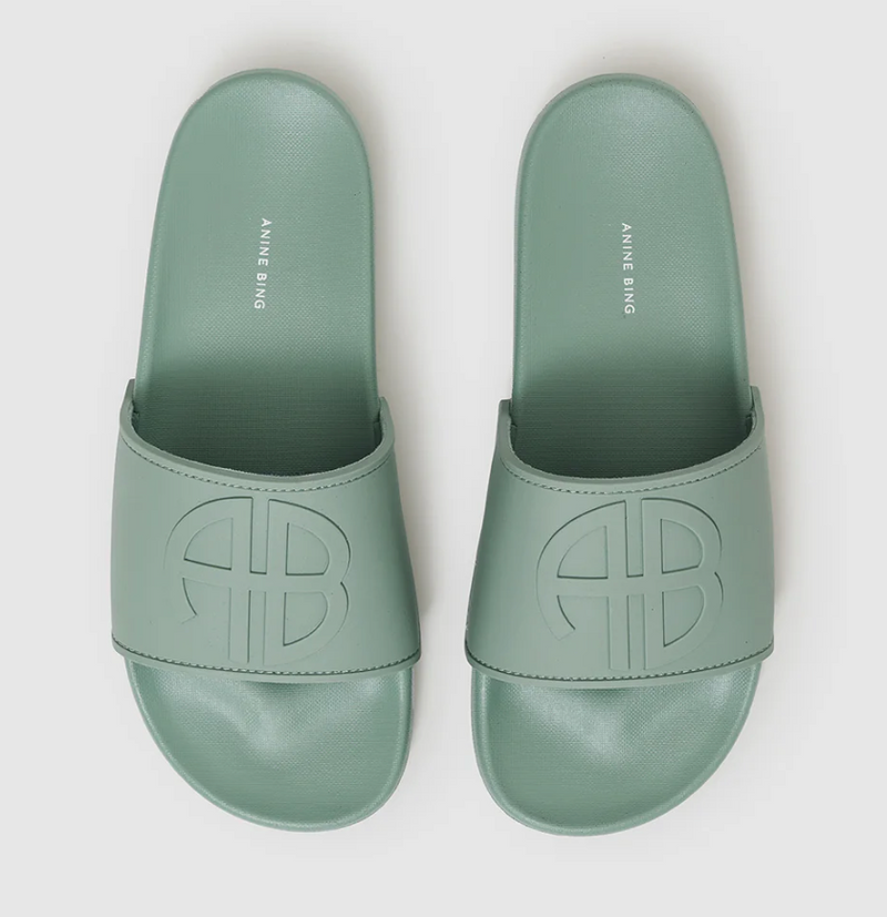 Isla Slides